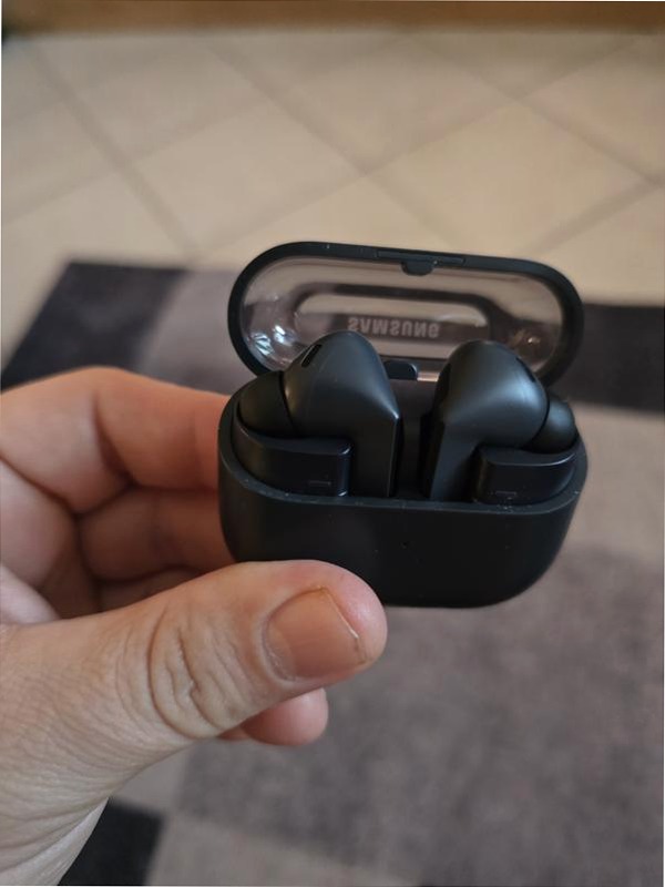 Galaxy Buds3 FE - Suoni Profondi e Personalizzabili