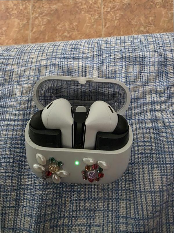 Galaxy Buds3 FE - Suoni Profondi e Personalizzabili