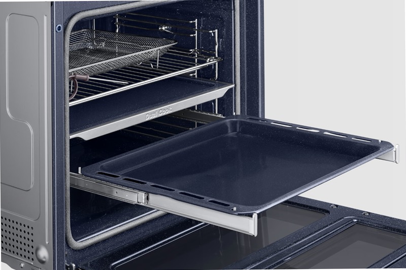 Forno a Vapore BESPOKE Dual Cook Flex™ Steam Serie 6 76 Nero