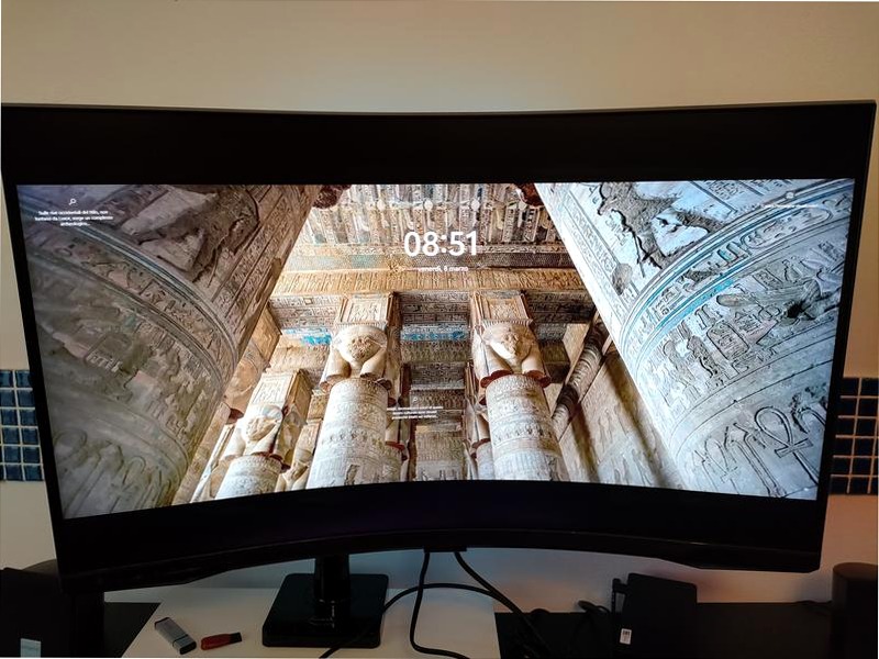Monitor Gaming Odyssey Neo G7 - G75NB da 32'' UHD Curvo