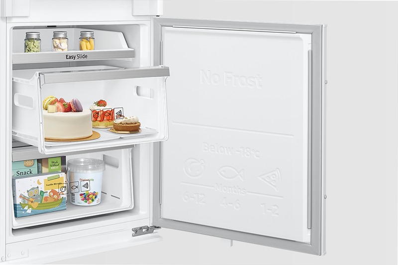 Frigorifero Combinato F1RST™ BRB260089WW Bianco E 256lt Incasso