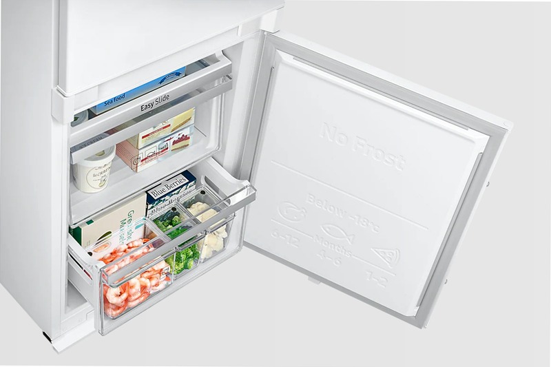 Frigorifero Combinato F1RST™ BRB260089WW Bianco E 256lt Incasso