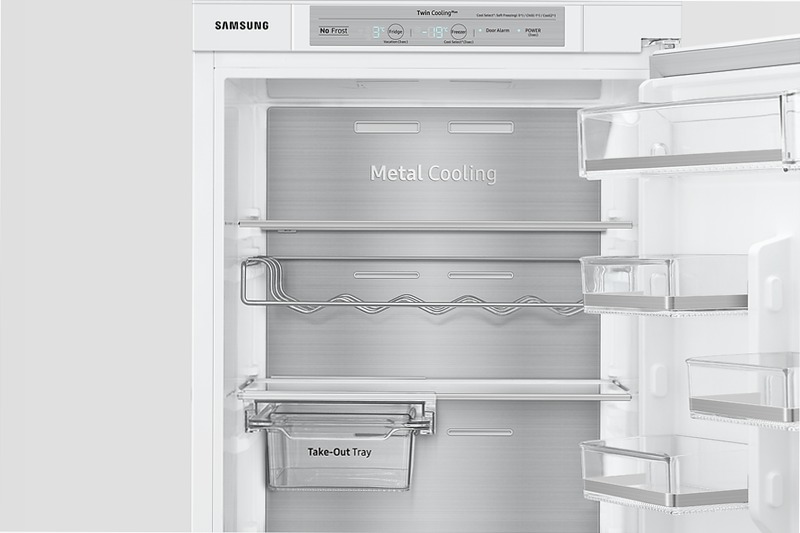 Frigorifero Combinato F1RST™ BRB260089WW Bianco E 256lt Incasso