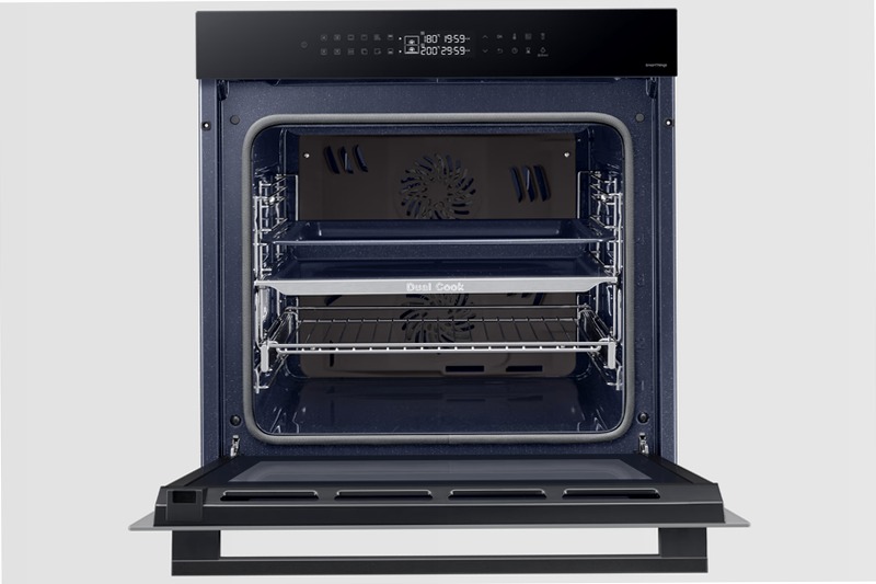 Forno Dual Cook Serie 4 NV7B4240VBW | Samsung IT 76 A Bianco
