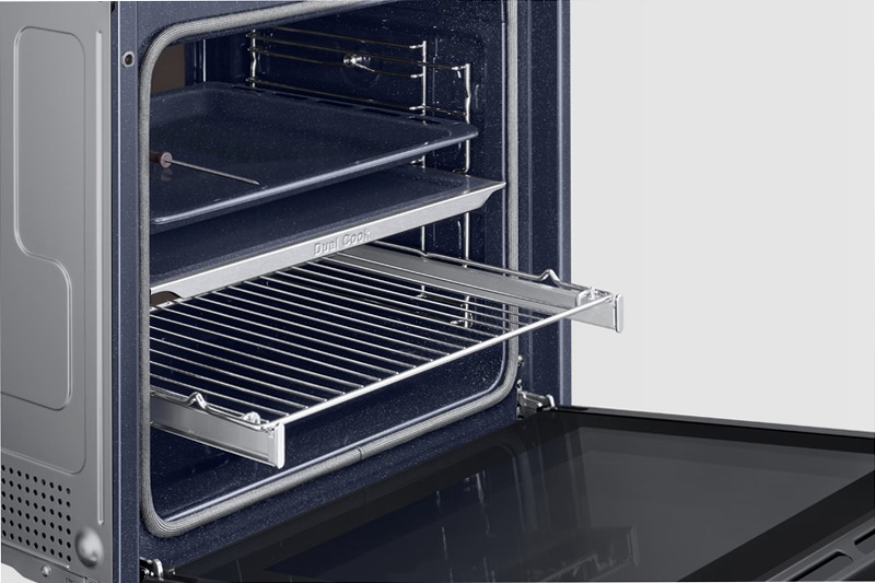 Forno Samsung Dual Cook Serie 4 76L NV7B4240UBS 76 A Nero