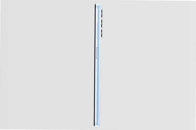 Galaxy A13 - Schermo 6.6 pollici e sistema fotocamera quadruple 6.6" 8GB Blu