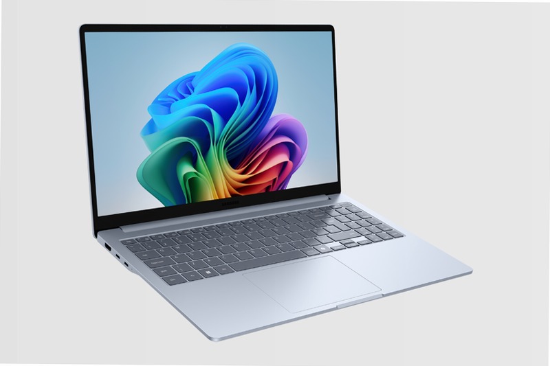 Galaxy Book4 Edge (15.6", X Plus, 16GB) - Copilot+ PC 15.6 16 Windows 15.6"