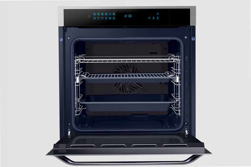Forno multifunzione Chef Collection NV73J7740RS | Samsung IT 73 A Nero