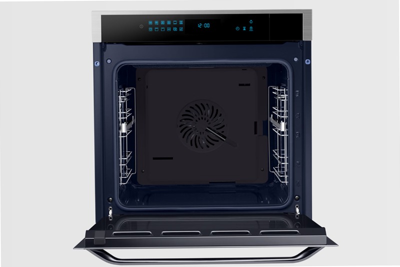 Forno multifunzione Chef Collection NV73J7740RS | Samsung IT 73 A Nero