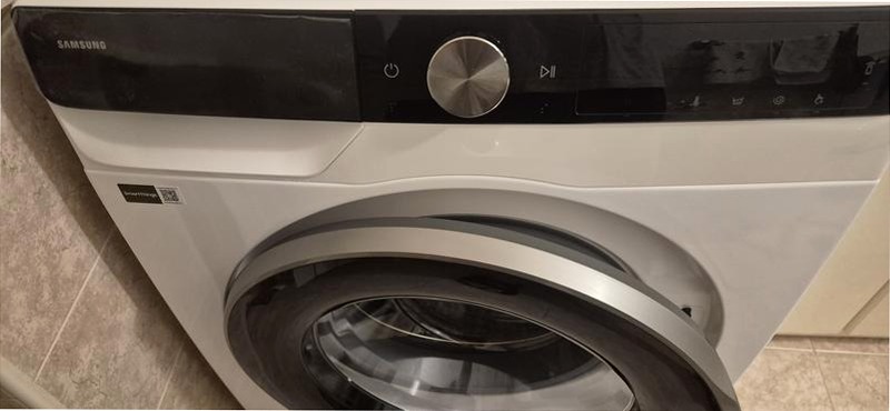 Lavatrice Samsung AI Control Ecodosatore Slim 9Kg Bianco