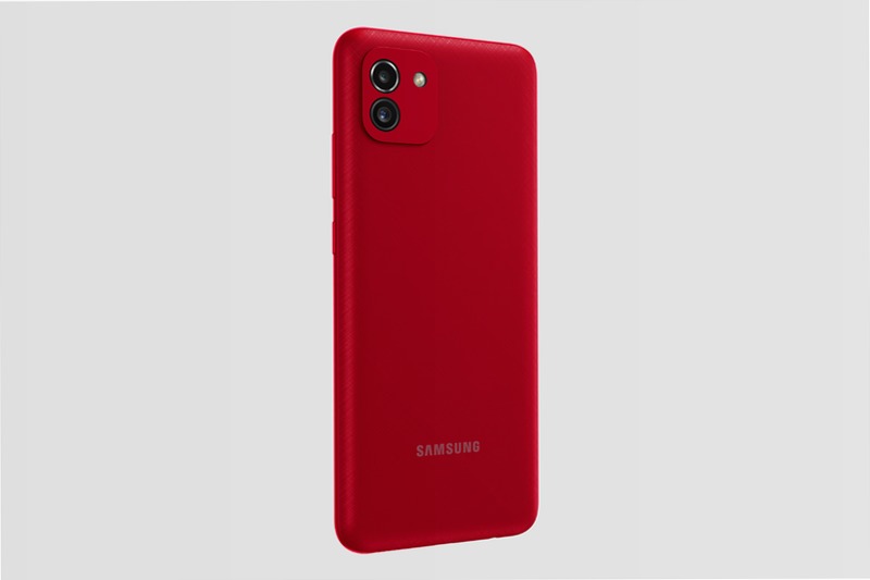 Galaxy A03 - Smartphone con Display e Fotocamera Potenti 4GB Rosso