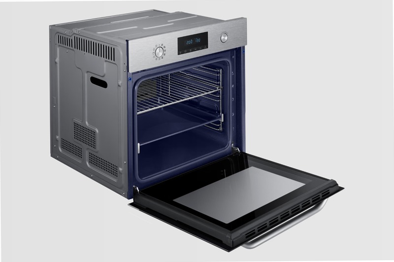 Forno Multifunzione Serie Avant NV70K2341RS | Samsung IT 68 A Blu