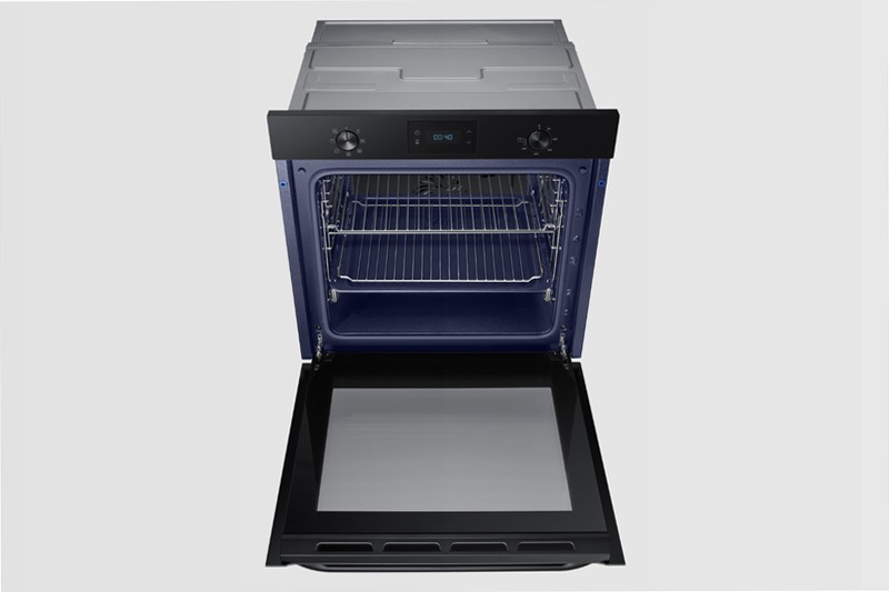 Forno Multifunzione Serie Avant NV75K3340RB | Samsung IT 75 A Nero