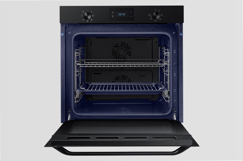 Forno Multifunzione Serie Avant NV75K3340RB | Samsung IT 75 A Nero