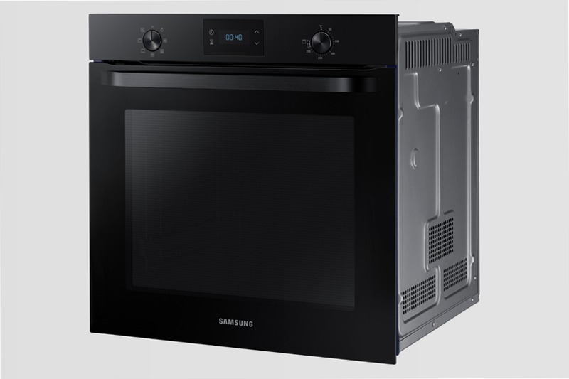 Forno Multifunzione Serie Avant NV75K3340RB | Samsung IT 75 A Nero
