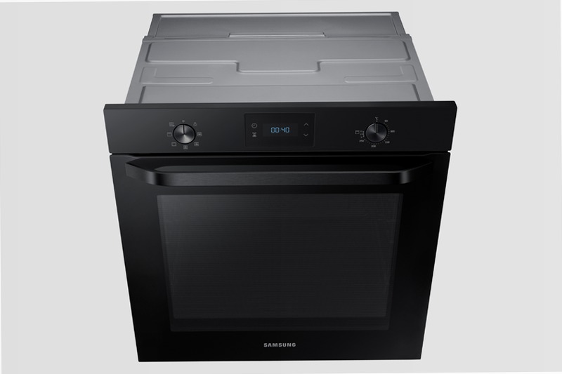Forno Multifunzione Serie Avant NV75K3340RB | Samsung IT 75 A Nero
