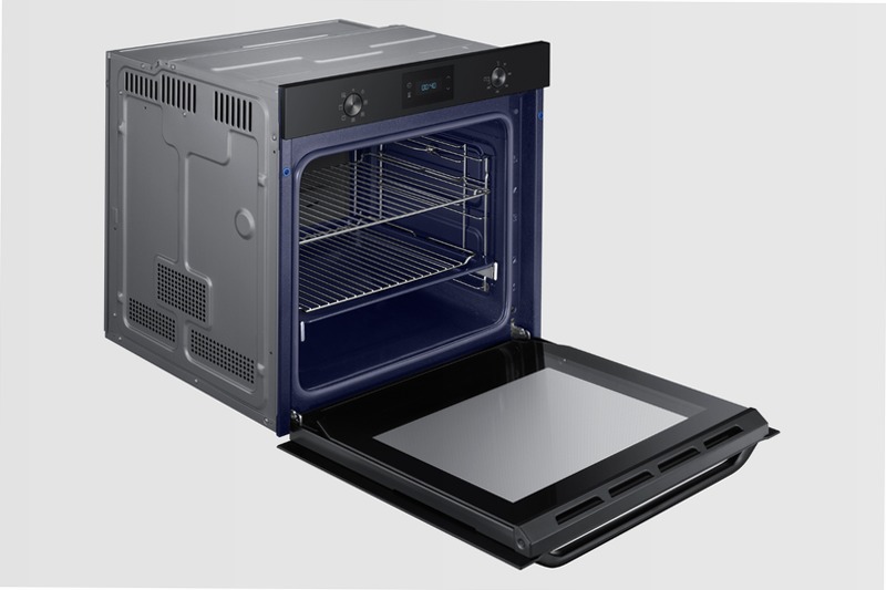 Forno Multifunzione Serie Avant NV75K3340RB | Samsung IT 75 A Nero