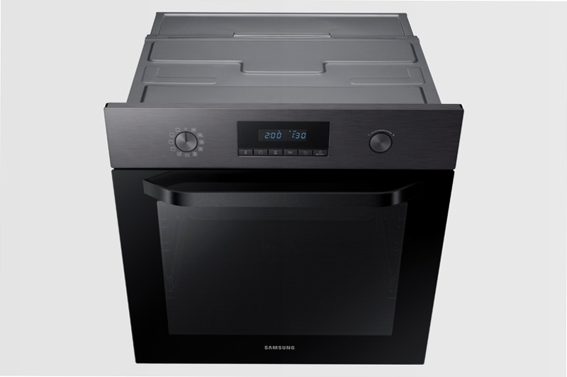 Forno Multifunzione Samsung NV70K2340RM 70 A