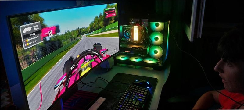Monitor Gaming Odyssey OLED G8 da 34'' WQHD Curvo