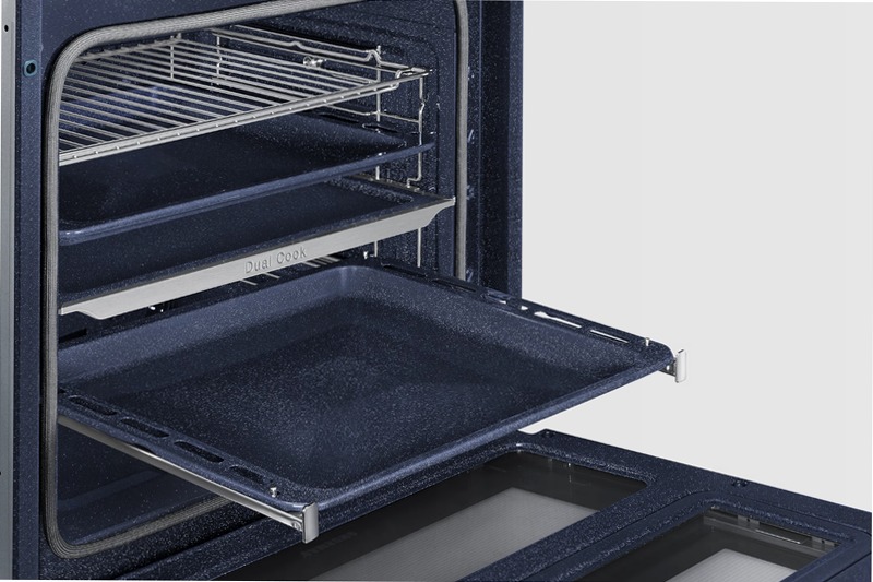 Forno Multifunzione Dual Cook Flex™ NV75N7677RS | Samsung IT 75 A