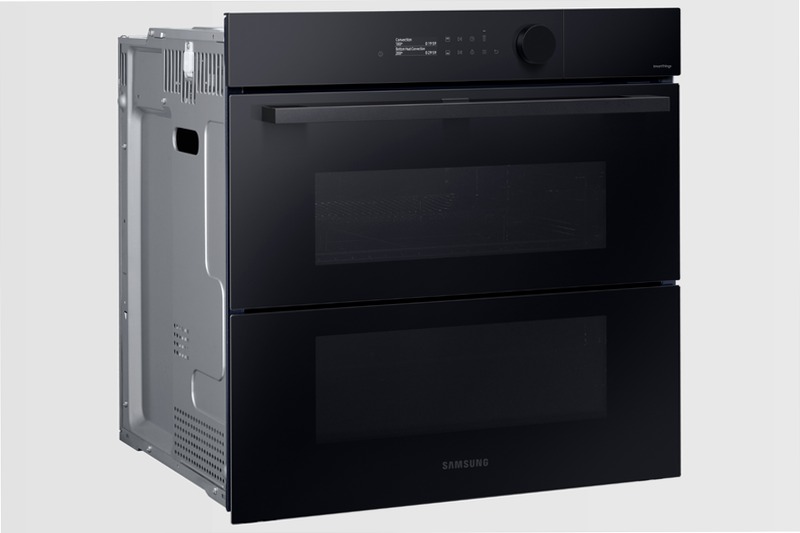 Forno a Vapore BESPOKE Dual Cook Flex™ Steam Serie 5 NV7B5770WBK Bianco