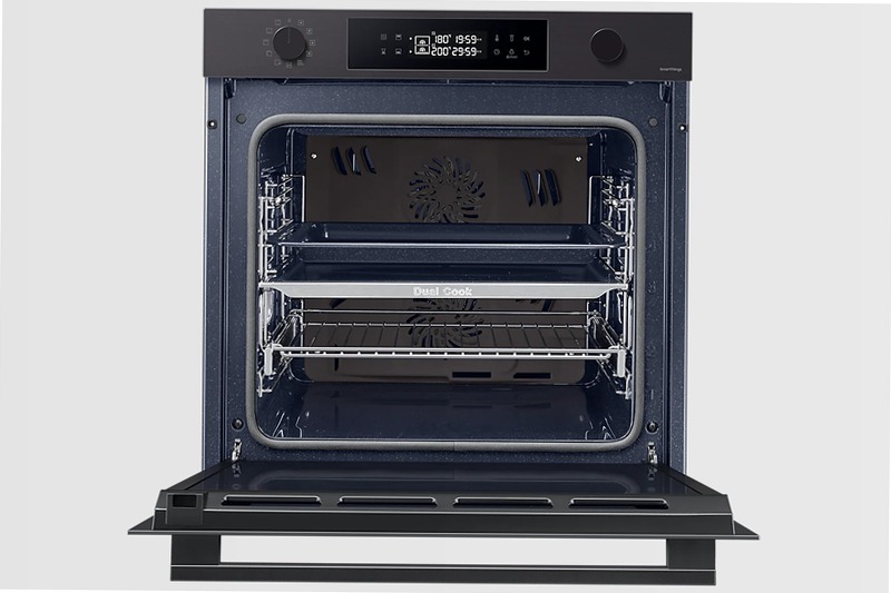 Forno Samsung Dual Cook Serie 4 76L NV7B4440VBB A