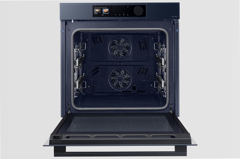Forno a Vapore BESPOKE Dual Cook Steam Serie 6 NV7B6679CBN 76 Nero