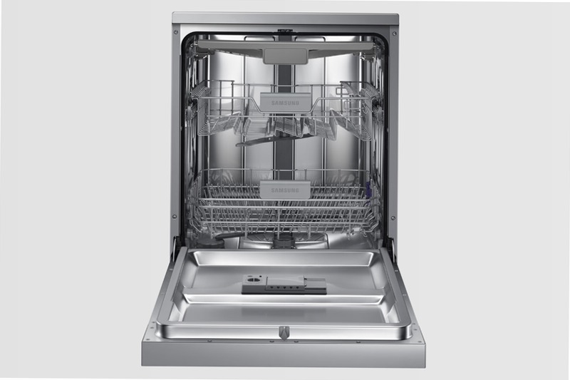 Lavastoviglie DW60M6050FS Samsung E 14
