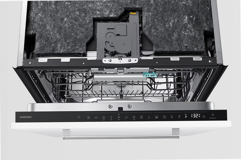 Lavastoviglie Samsung Serie 90 AI DW90H79NAB0 A 14 Bianco Incasso