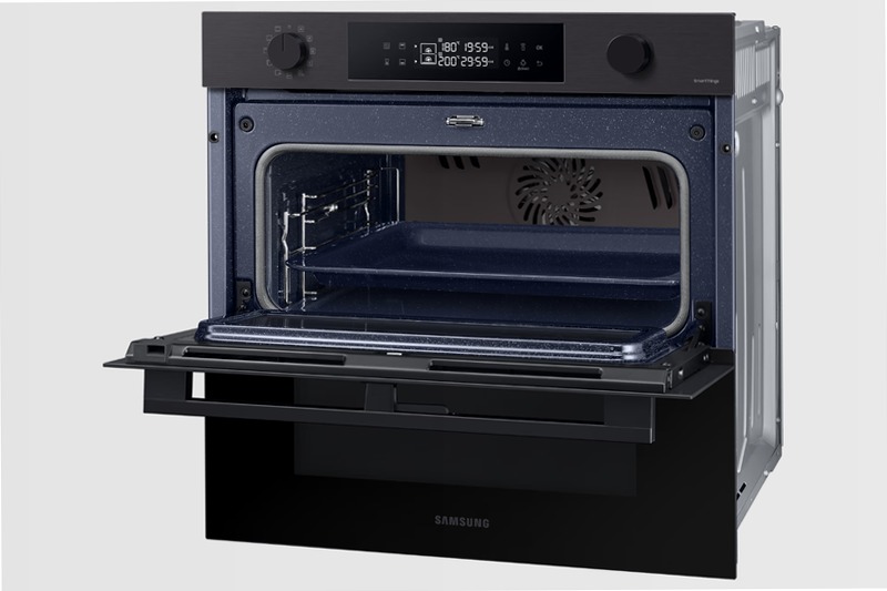 Forno Samsung Dual Cook Flex™ Serie 4 76L NV7B4540VBB 76 A