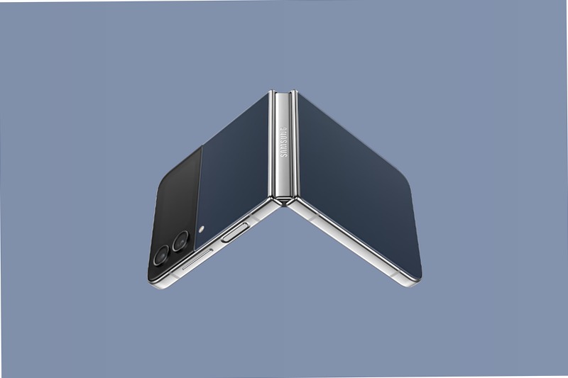 Galaxy Z Flip4 Bespoke Edition (Navy Front Color) Blu 8GB Argento