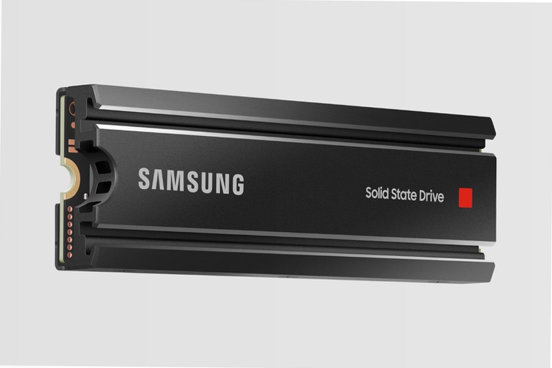 980 PRO NVMe 1TB con Dissipatore di Calore 7000MB/s 7000MB/s