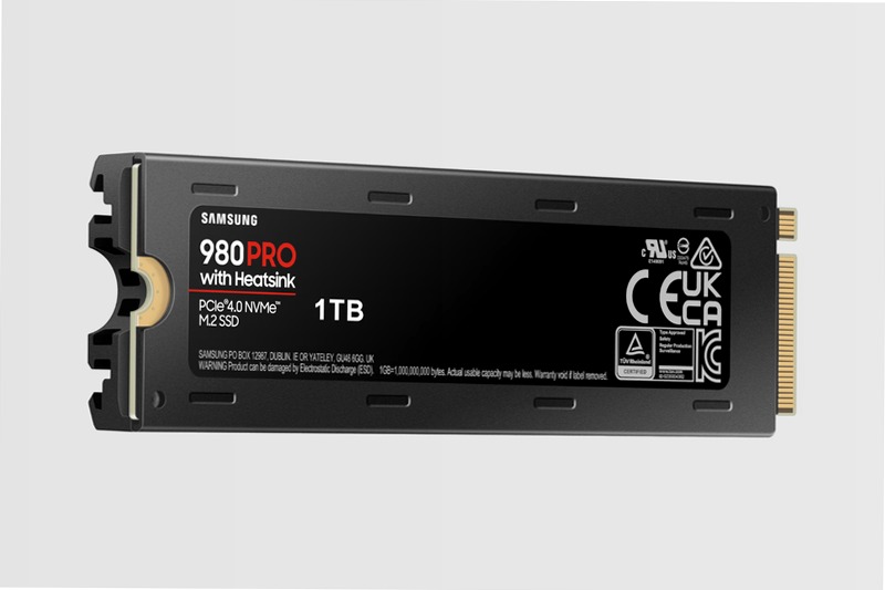 980 PRO NVMe 1TB con Dissipatore di Calore 7000MB/s 7000MB/s