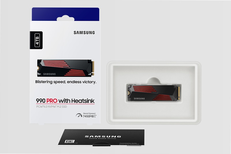990 PRO NVMe 4TB con Dissipatore di Calore Interno