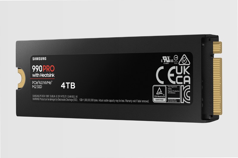 990 PRO NVMe 4TB con dissipatore: Velocità e efficienza al massimo 7450MB/s 7450MB/s