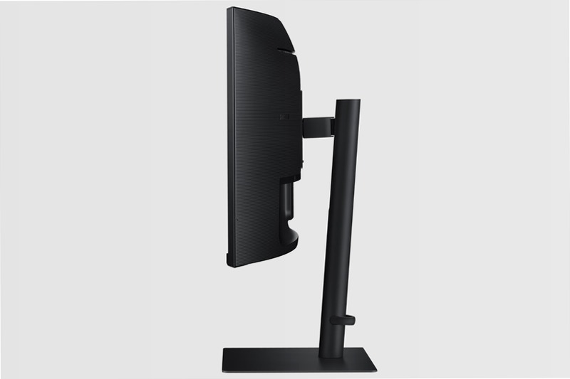 Monitor HRM ViewFinity S6 - S65UC da 34'' WQHD Curvo VA