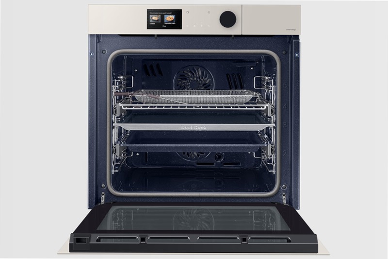 Forno a Vapore BESPOKE Dual Cook Steam Serie 7 NV7B7997ABA/U5 76 Nero