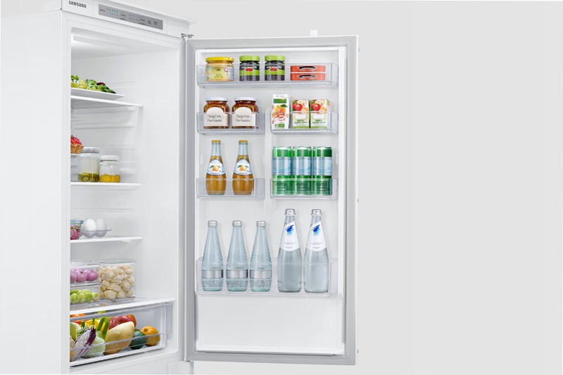 Frigorifero Combinato Samsung F1RST™ - 267L Total No Frost E