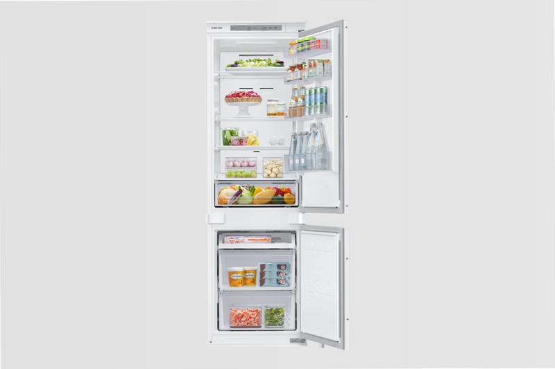 Frigorifero Combinato Samsung F1RST™ - 267L Total No Frost E