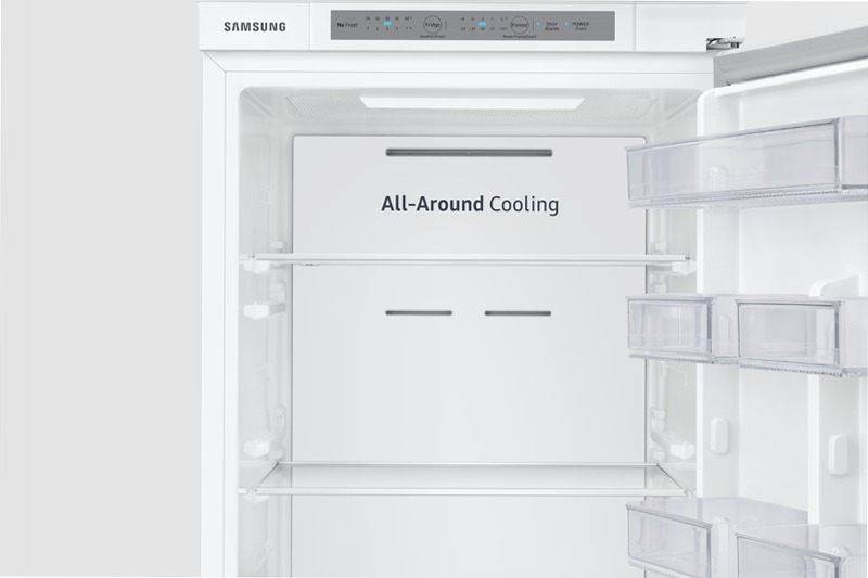 Frigorifero Combinato Samsung F1RST™ - 267L Total No Frost E