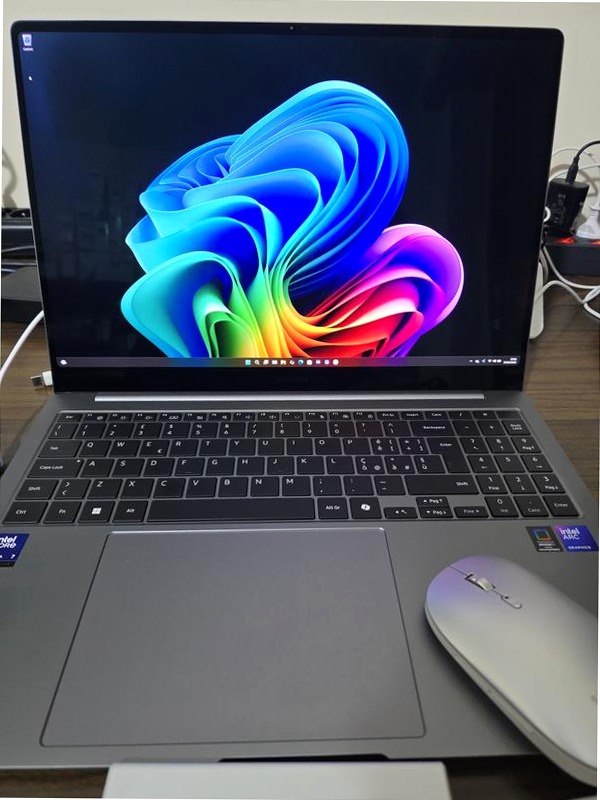 Galaxy Book5 Pro (16”, Ultra 7, 16GB), Copilot+ PC 16 16GB Windows 16" GB