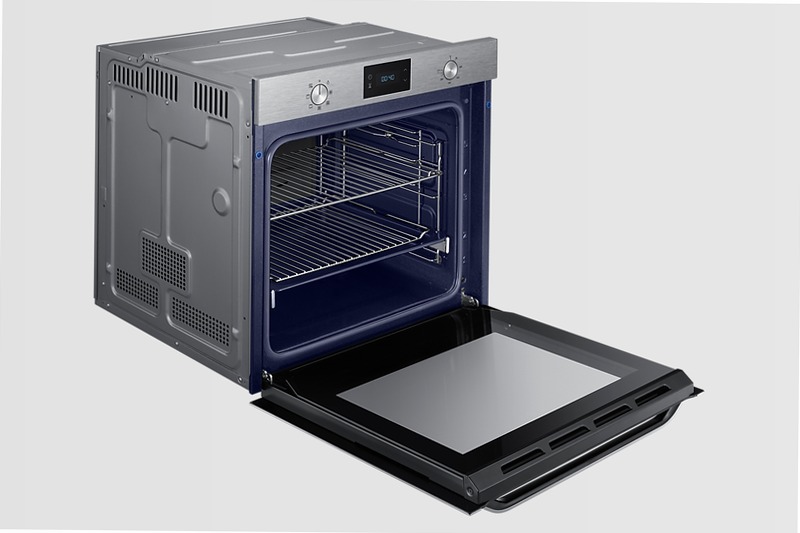 Forno Multifunzione Serie Avant NV75K3340RS | Samsung IT A
