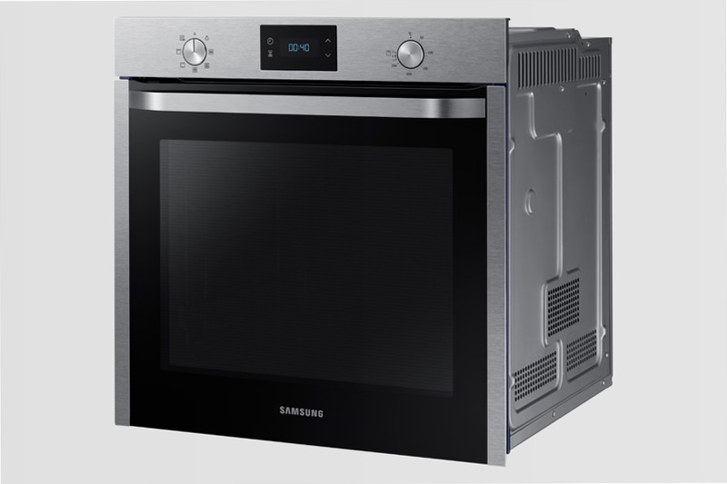 Forno Multifunzione Serie Avant NV75K3340RS | Samsung IT 75 A Blu