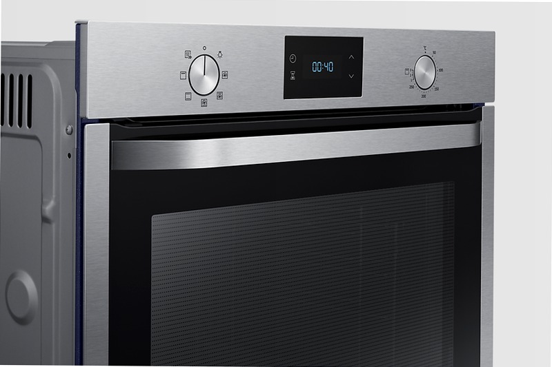 Forno Multifunzione Serie Avant NV75K3340RS | Samsung IT A