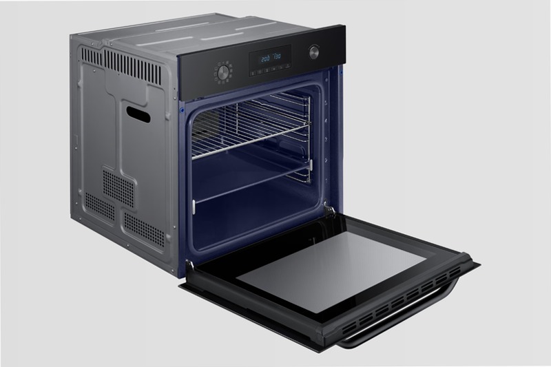 Forno Multifunzione Serie Avant NV75K2340RB | Samsung IT 68 A Nero