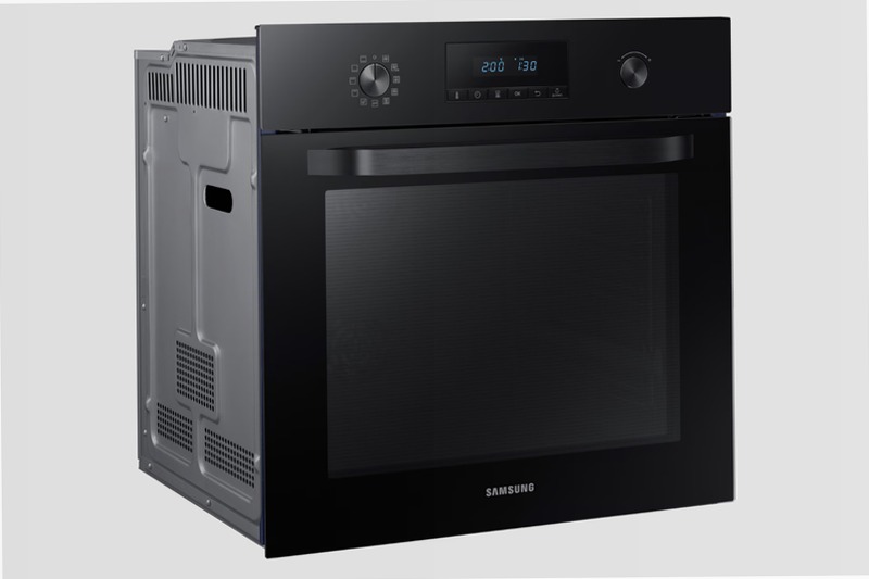 Forno Multifunzione Serie Avant NV75K2340RB | Samsung IT 68 A Nero