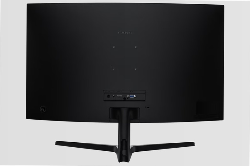 Monitor Essential S3 S39GD FHD con schermo curvo da 32” | Samsung Italia