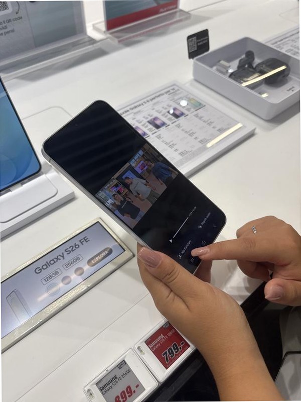 Galaxy S26 FE: Progettato per la Perfezione 256GB Grafite