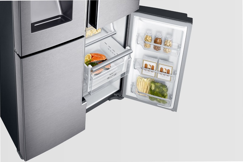 Quattro porte RF56J9040SR