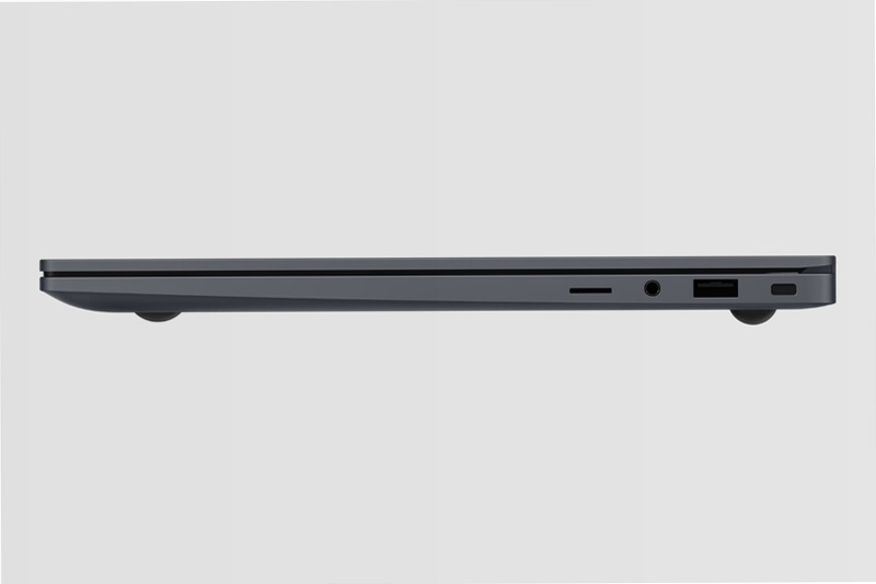 Galaxy Book4 (15.6", Core i5, 8GB) 15.6 8 2 TB Windows